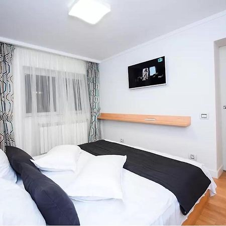 בוקרשט Cismigiu Boheme Apartment מראה חיצוני תמונה